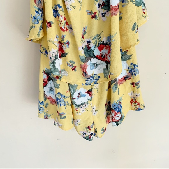 Yellow floral romper - Picture 5 of 5